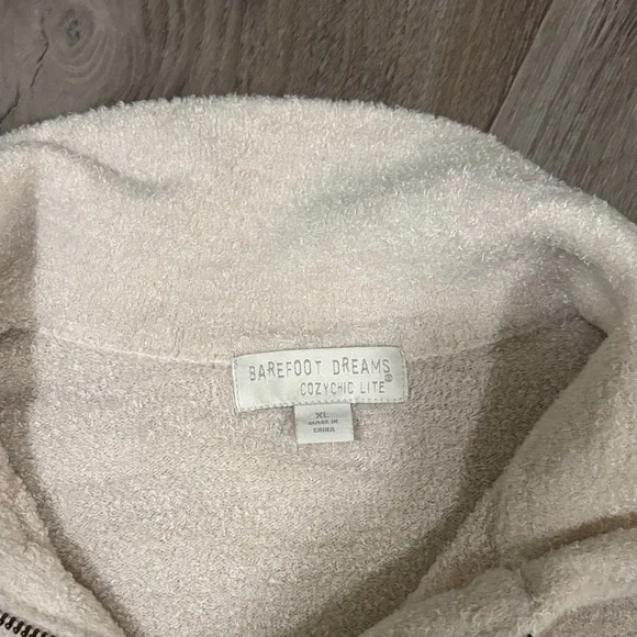 Barefoot Dreams CozyChic Lite Cream Zip Up Sweater - Picture 3 of 4